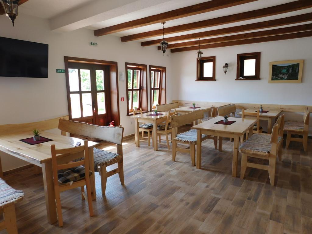 Guesthouse Sara 그라보바츠 외부 사진